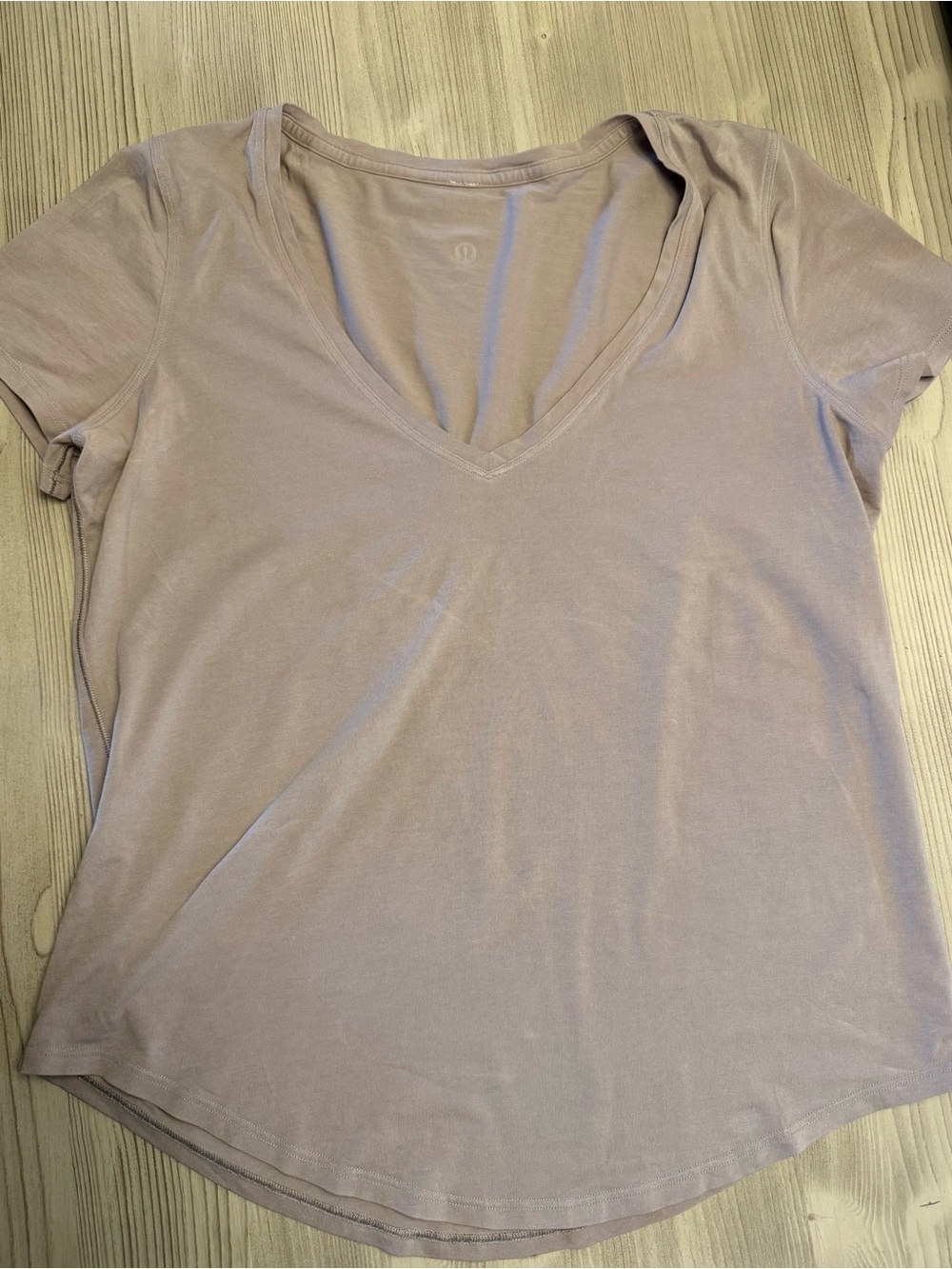 Lululemon V-Neck Love Tee